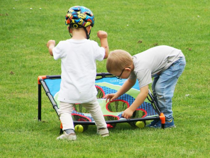 Das Wetter spielte beim Aussenspiel mit. Foto: Stiftung 3FO (FK) Das Wetter spielte beim Aussenspiel mit. Foto: Stiftung 3FO (FK)