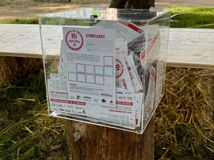 Über 250 Kinder machten bei der 11i-Challenge mit. In der Losbox stecken 11 glückliche Gewinner:innen. (Foto: Stiftung 3FO - FK) Über 250 Kinder machten bei der 11i-Challenge mit. In der Losbox stecken 11 glückliche Gewinner:innen. (Foto: Stiftung 3FO - FK)